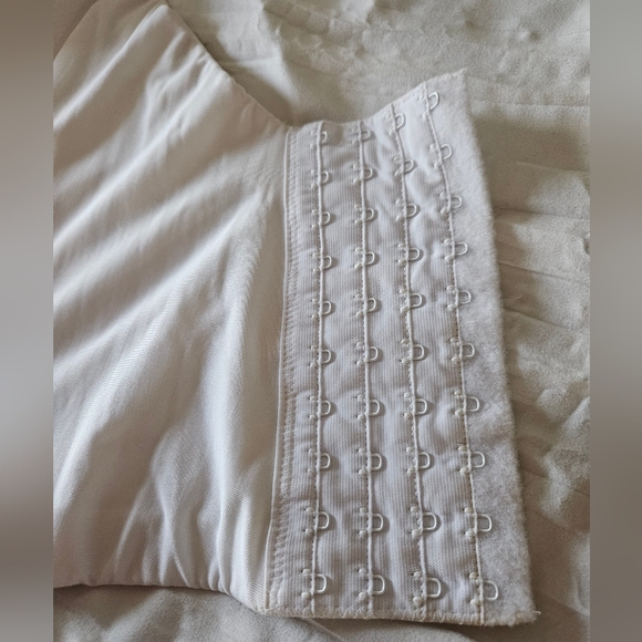 White Strapless Bustier Top BRIDAL - Picture 2 of 9